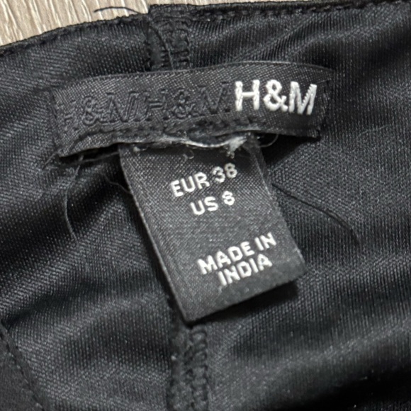 H&M Black Midi Length Dress Sheer Flowy Witchy Whimsigoth Size 8 - Picture 10 of 12